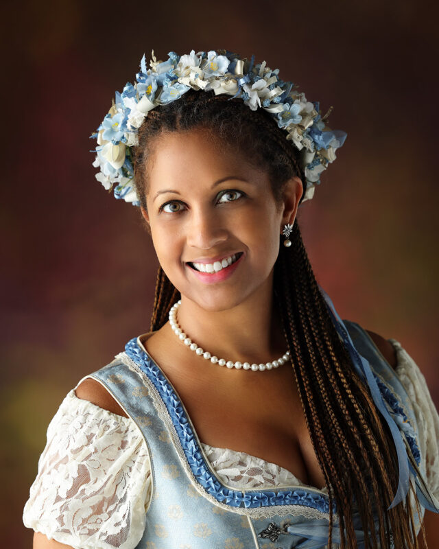 photo of mrs. oktoberfest regina siegel